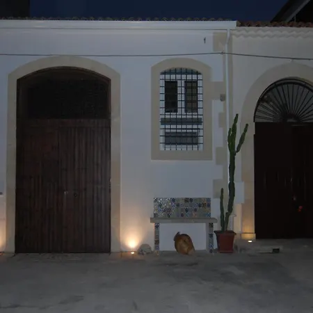 Casa vacanze La Carretteria, Ospitalità Siciliana Avola